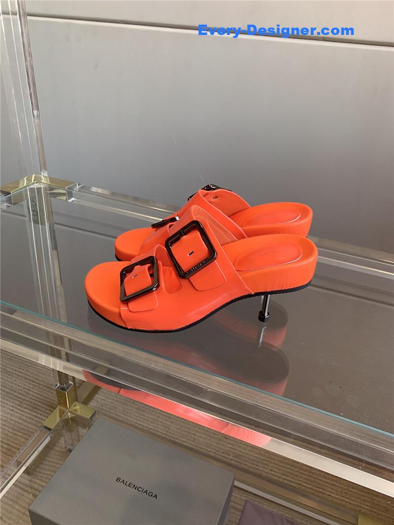 Ba1en*iaga new high-heeled slippers