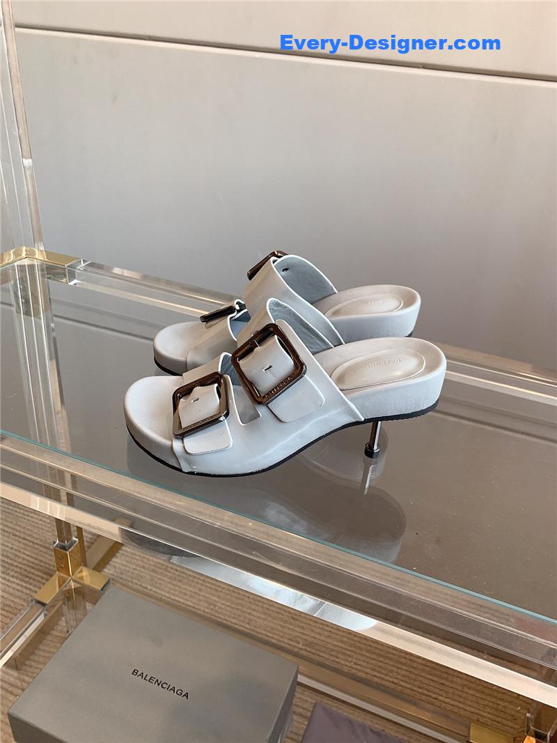 Ba1en*iaga new high-heeled slippers