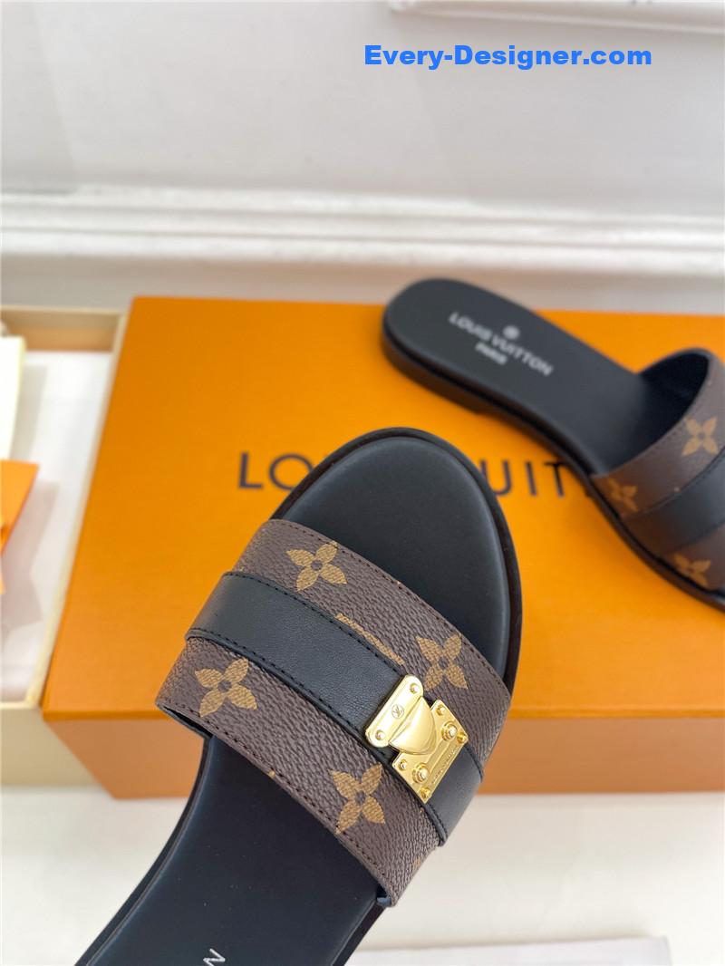 l0vis Vvtt0n lv metal buckle slippers