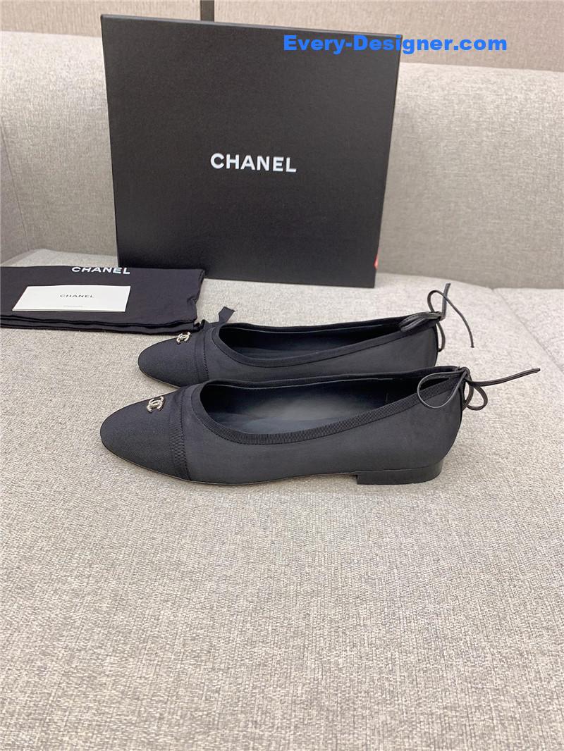 CC vintage flat shoes