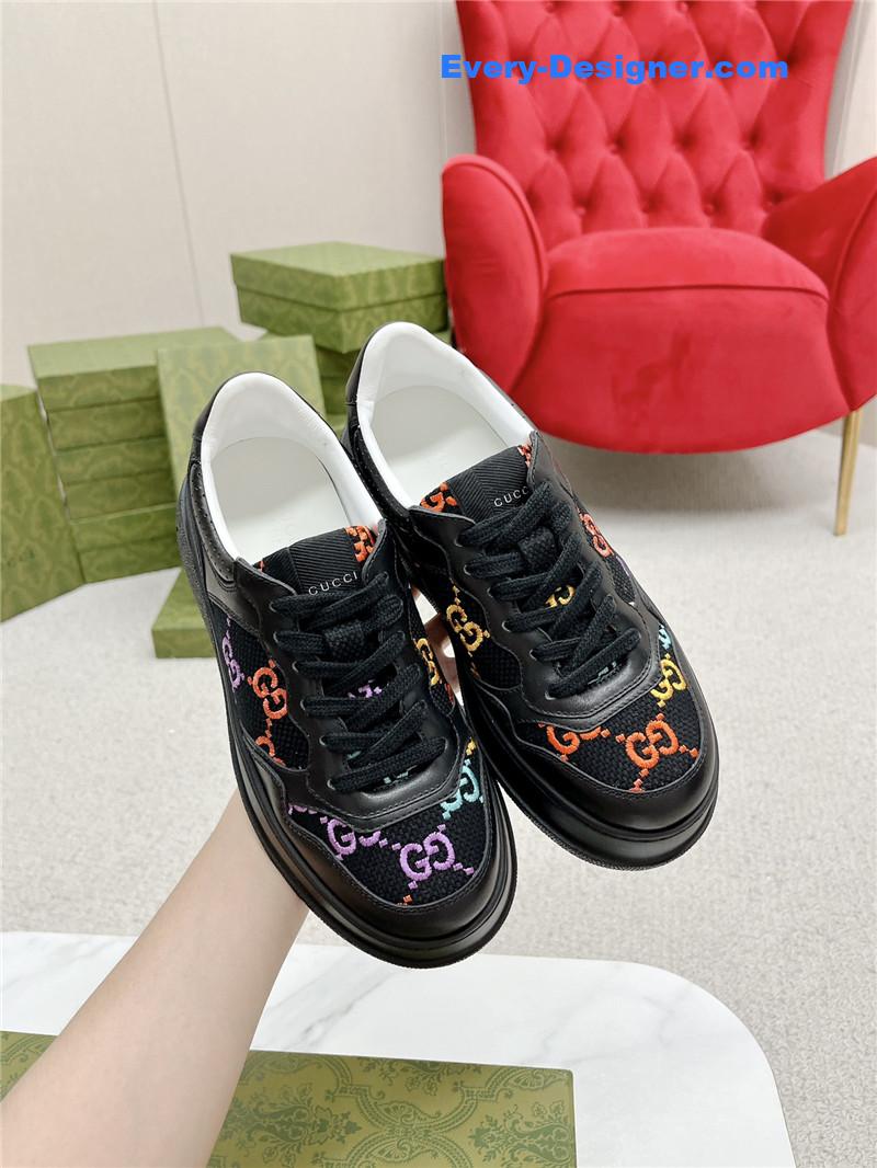 Gvc*1 chunky b series lightweight soft platform sneakers
