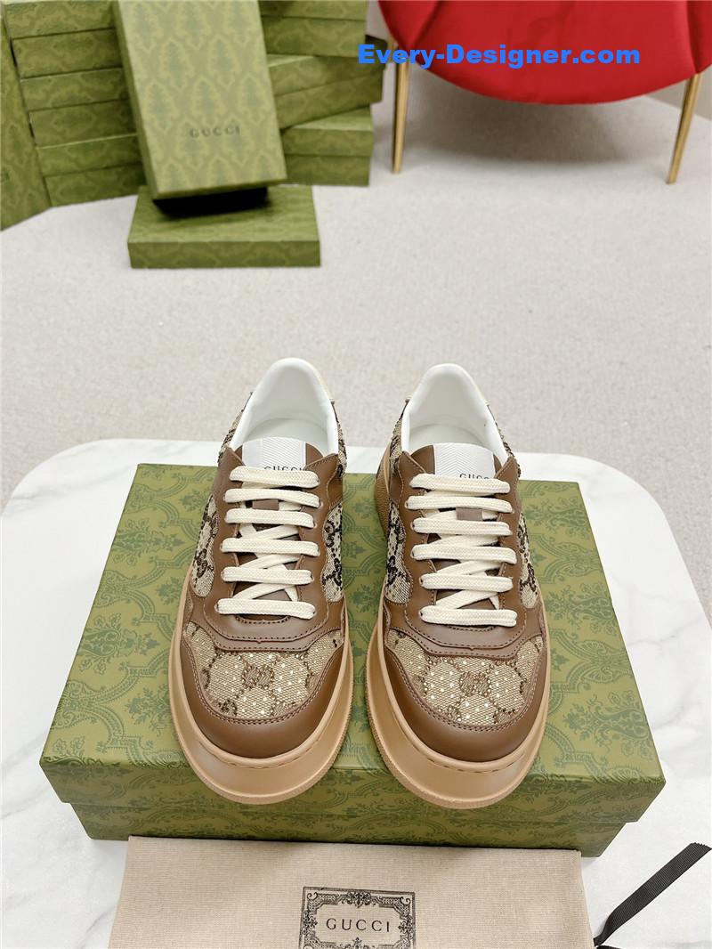 Gvc*1 chunky b series lightweight soft platform sneakers