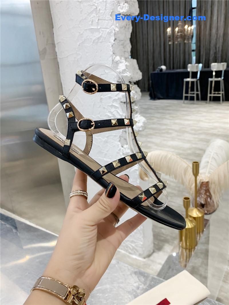 Va1e*ntin0 stud sandals
