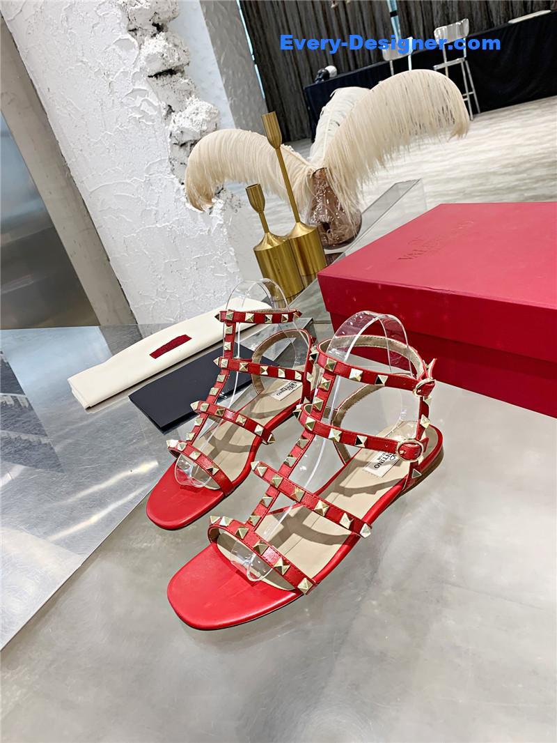 Va1e*ntin0 stud sandals