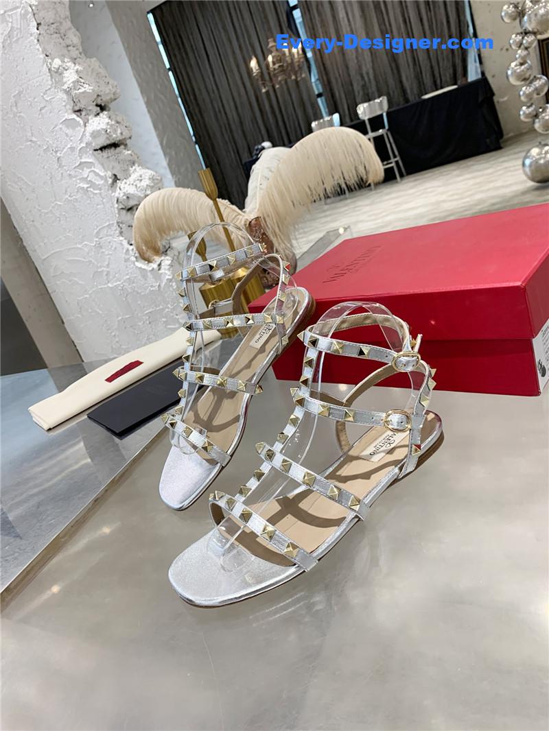 Va1e*ntin0 stud sandals