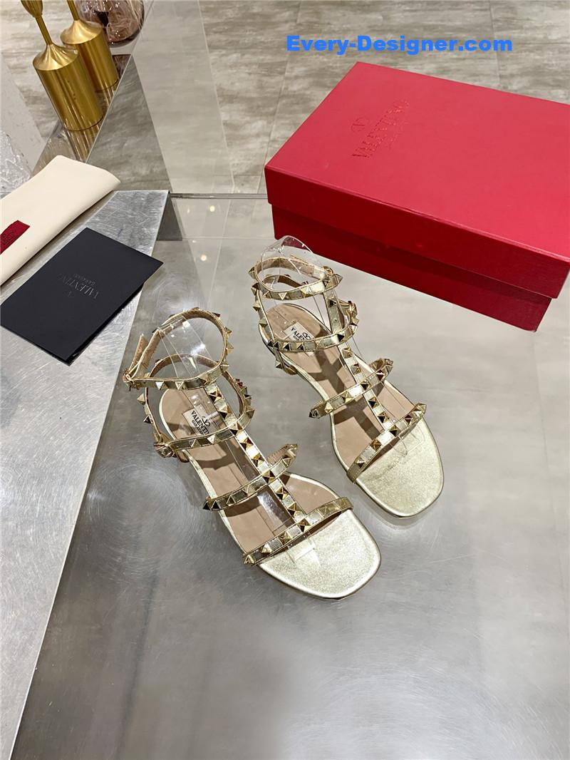 Va1e*ntin0 stud sandals