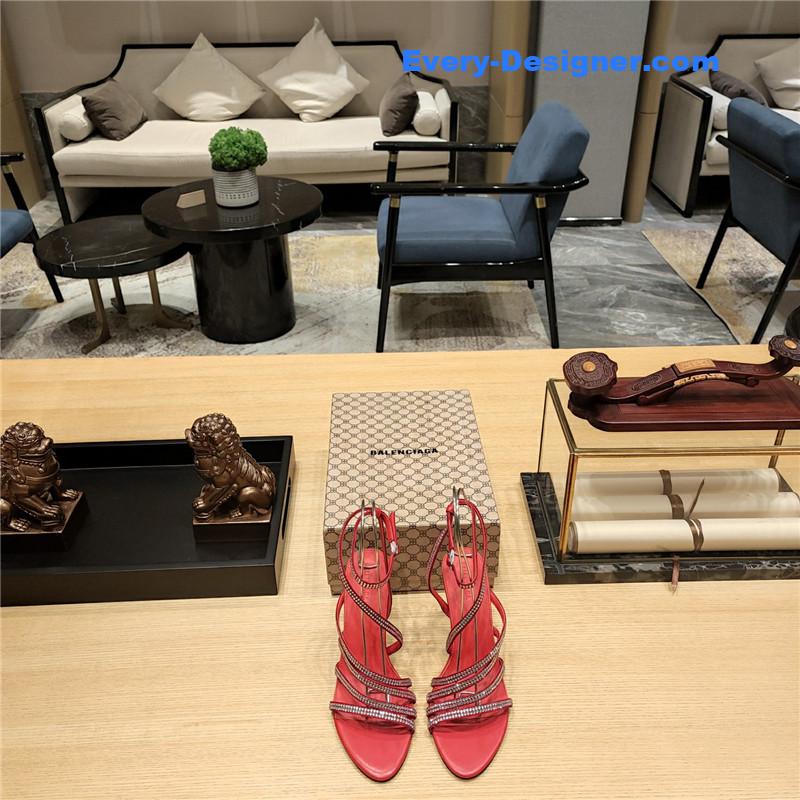 ba1en*iaga crystal hot D1am0nd strap sandals