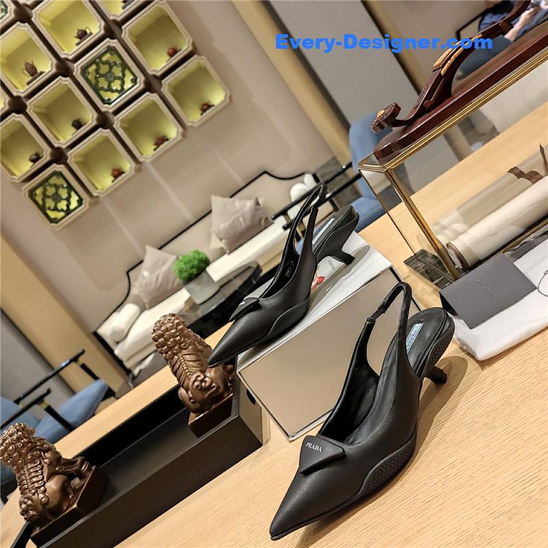 Pra*a kitten heel mules