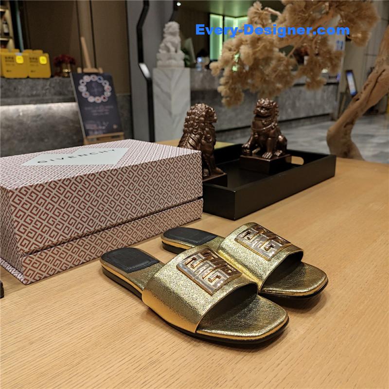Givenchy Trendy Flat Slides