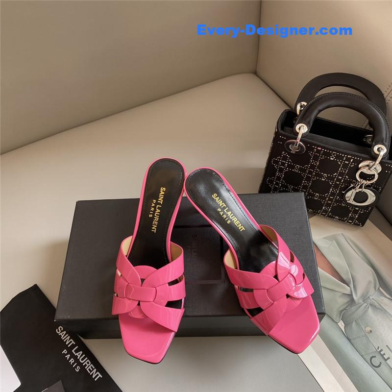 Y51 classic slippers