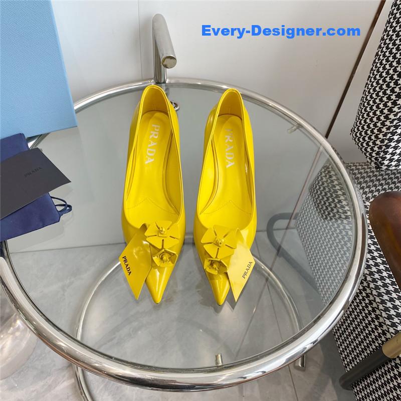 Pra*a flower pointed toe small cone heel shoes