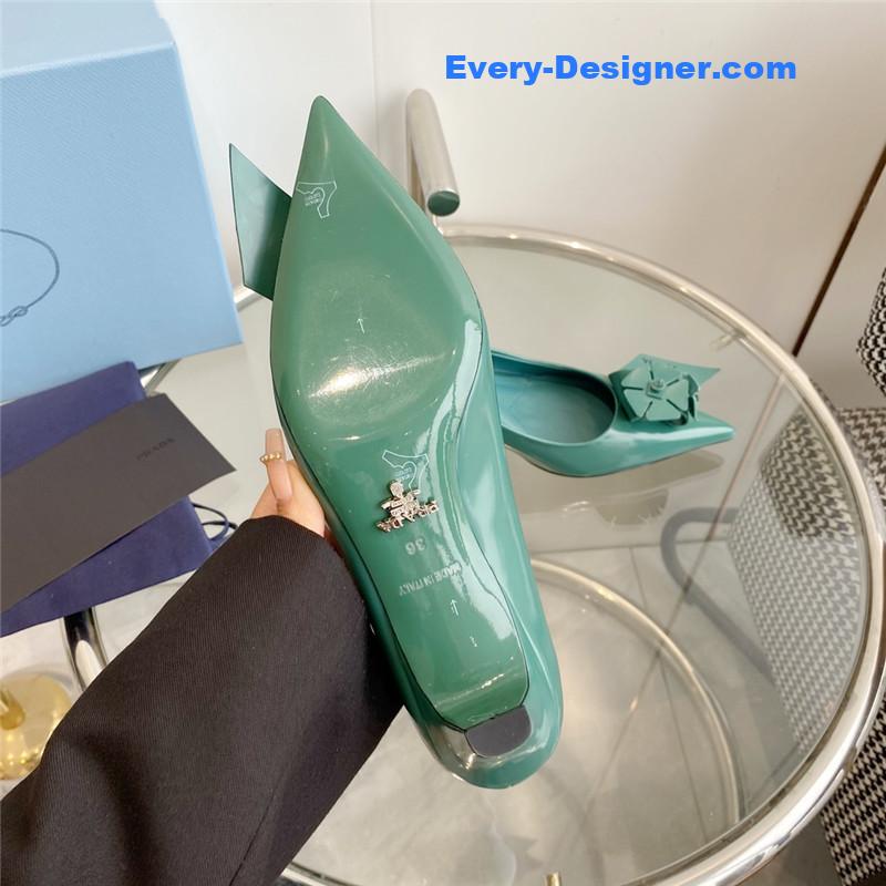 Pra*a flower pointed toe small cone heel shoes