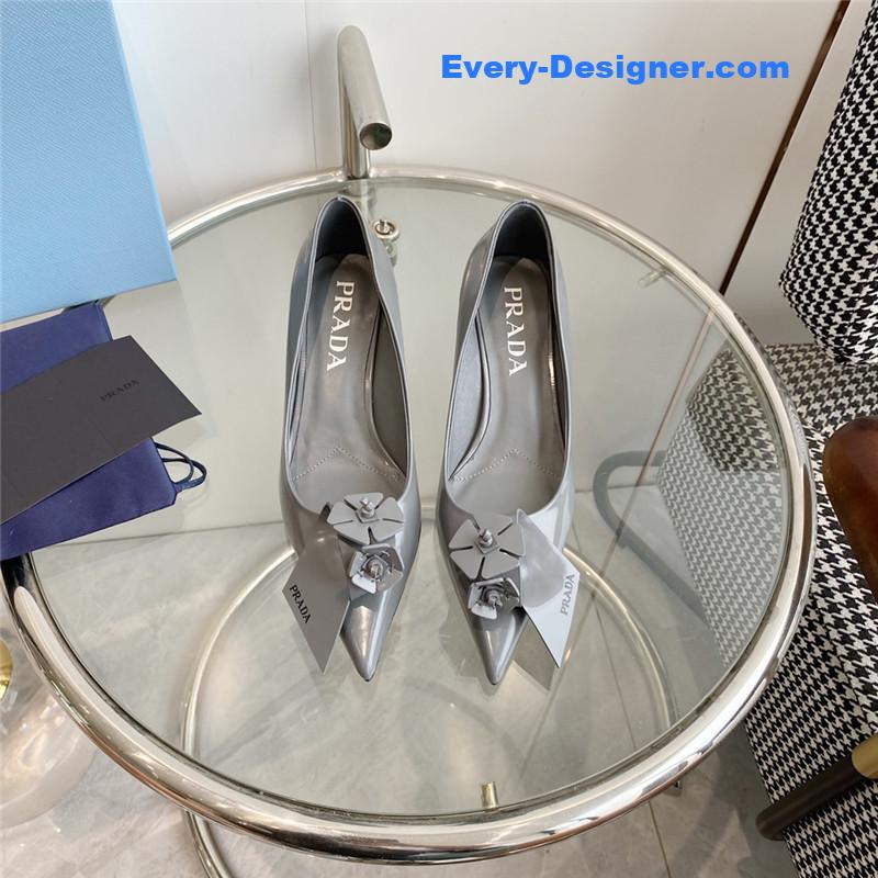 Pra*a flower pointed toe small cone heel shoes