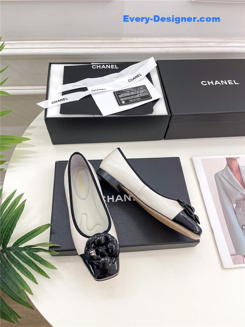 CC catwalk style camellia shoes