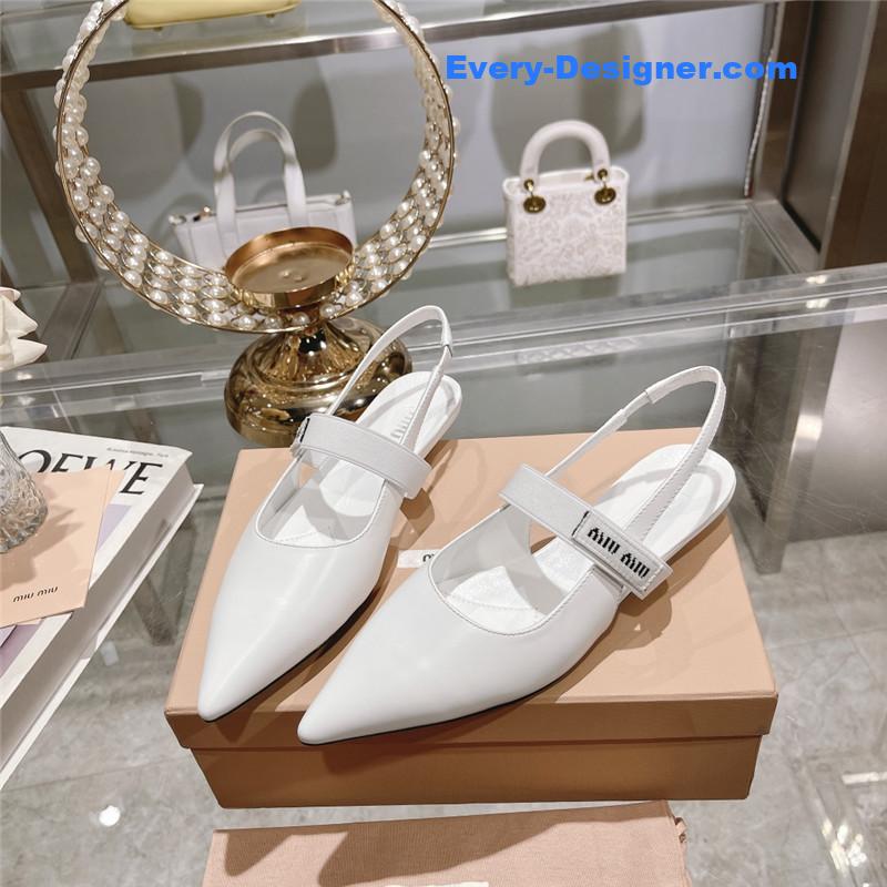 M1um1u new pointed toe sandals and high heels