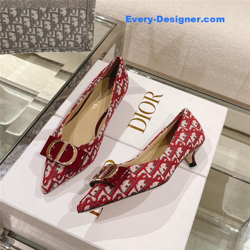 D10r early spring new cat heel shoes