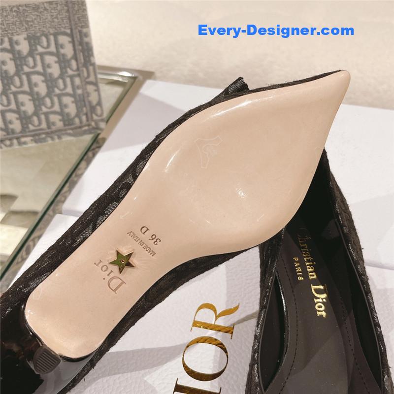 D10r early spring new cat heel shoes