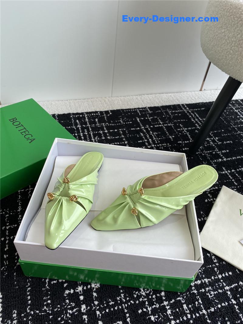b0tt*ga Ven*ta pre-fall new bunnie mules