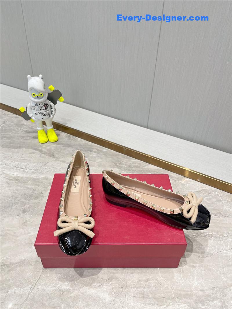 Va1e*ntin0 rockstud studded satin ballet flats