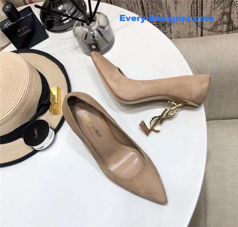 Y51 classic Y51 logo heel pumps