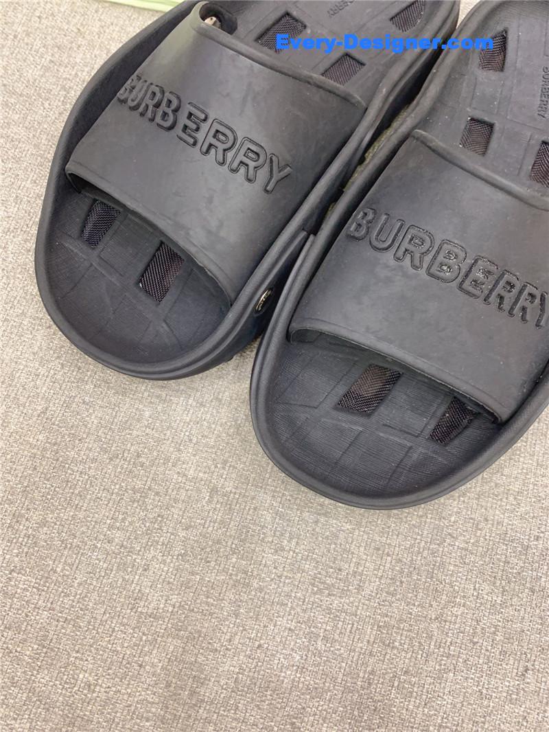 Bv*b*rry new hollow slippers