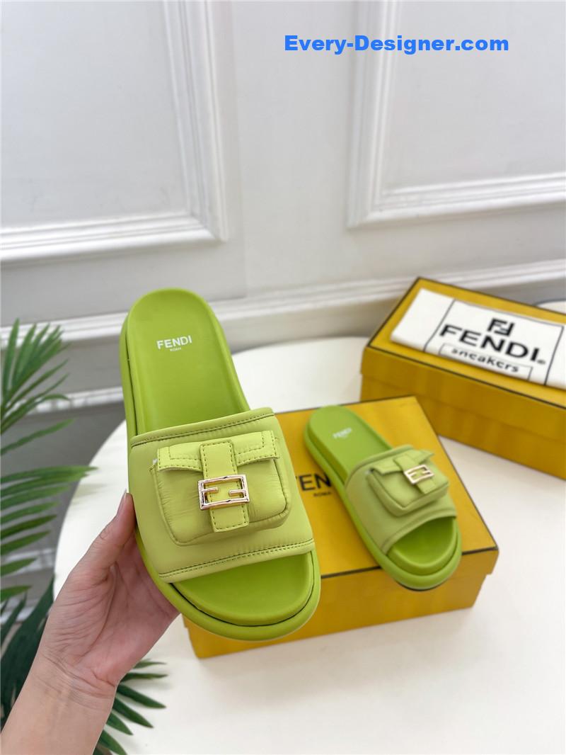 F**di pocket casual slippers