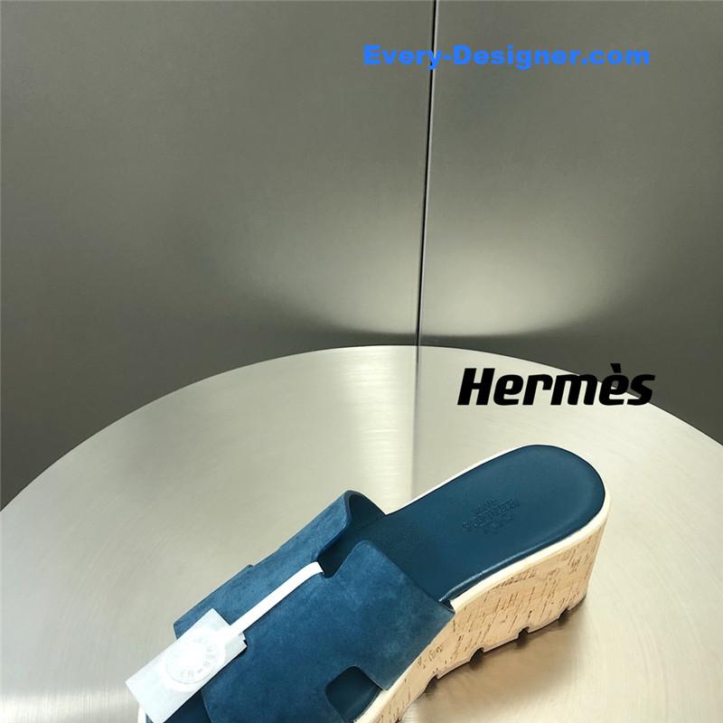 H**me5 platform slippers