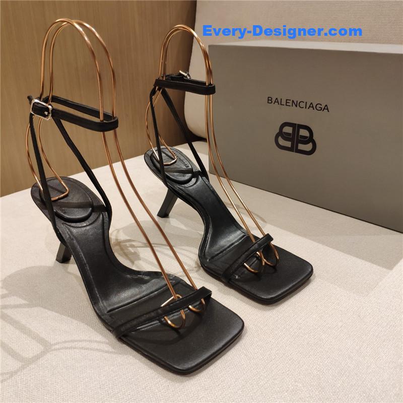 Ba1en*iaga square toe sandals