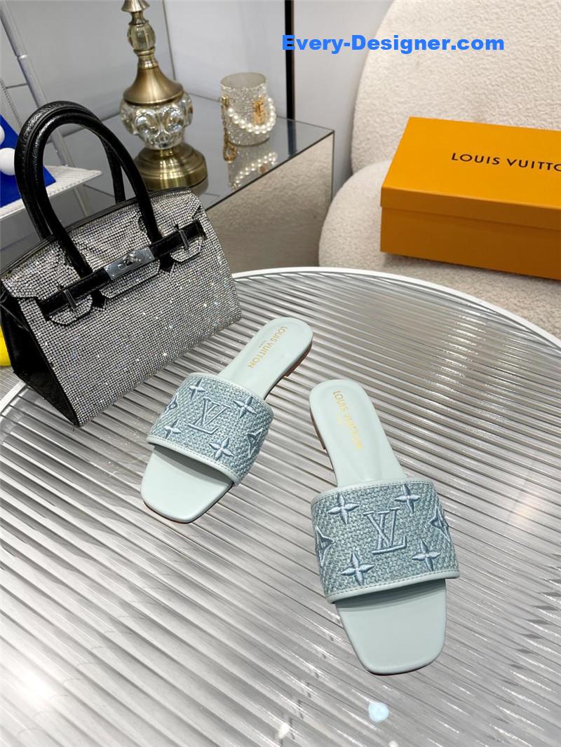 l0vis Vvtt0n lv catwalk flat slippers
