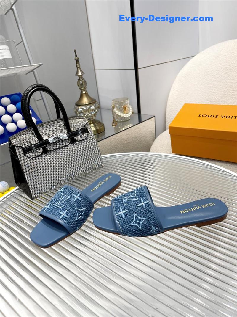 l0vis Vvtt0n lv catwalk flat slippers