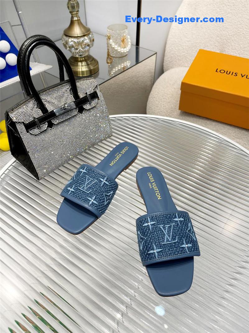 l0vis Vvtt0n lv catwalk flat slippers