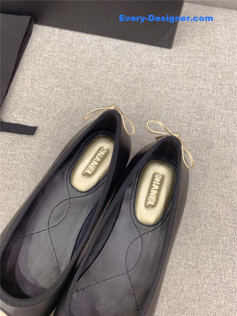 CC vintage flat shoes