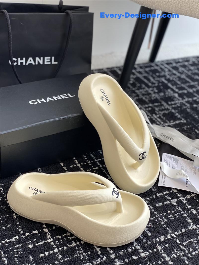 CC explosive style muffin sandals and slippers