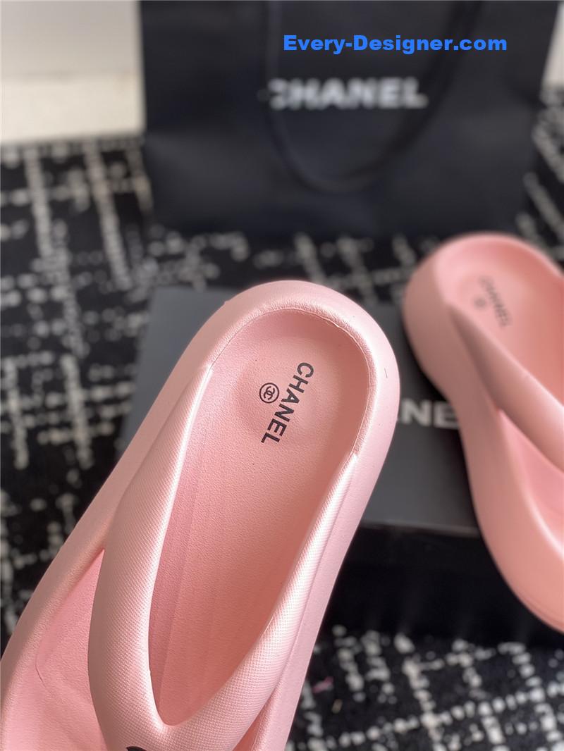 CC explosive style muffin sandals and slippers