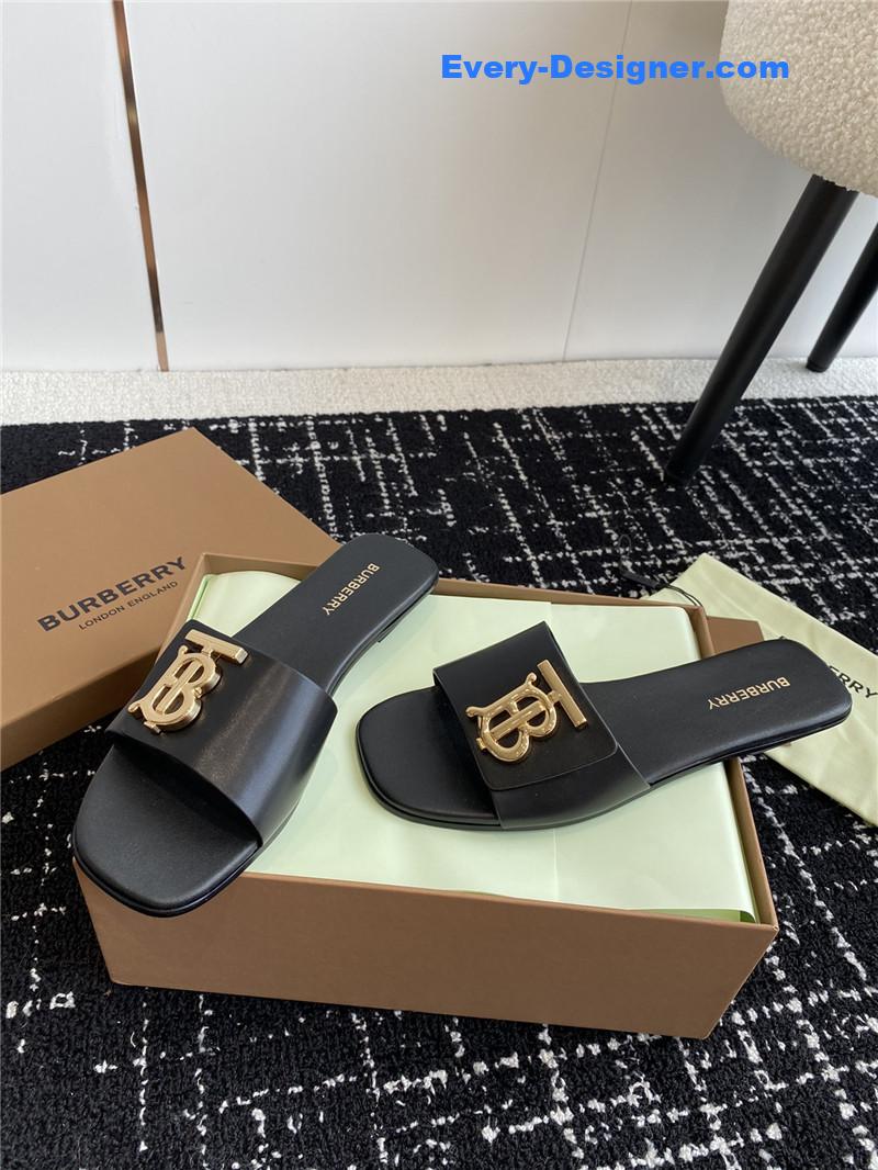 Bv*b*rry new slippers