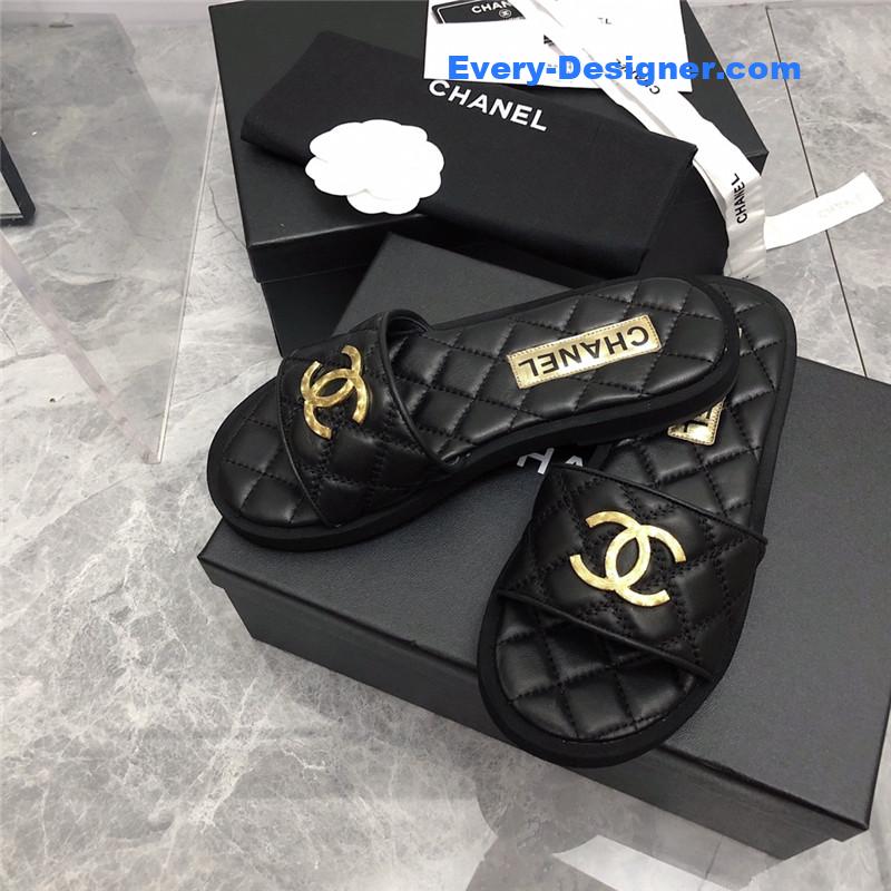 CC explosion Iogo sandals