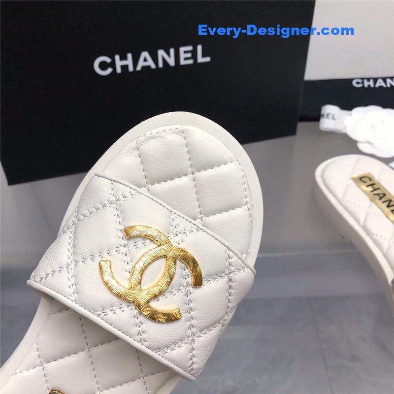CC explosion Iogo sandals