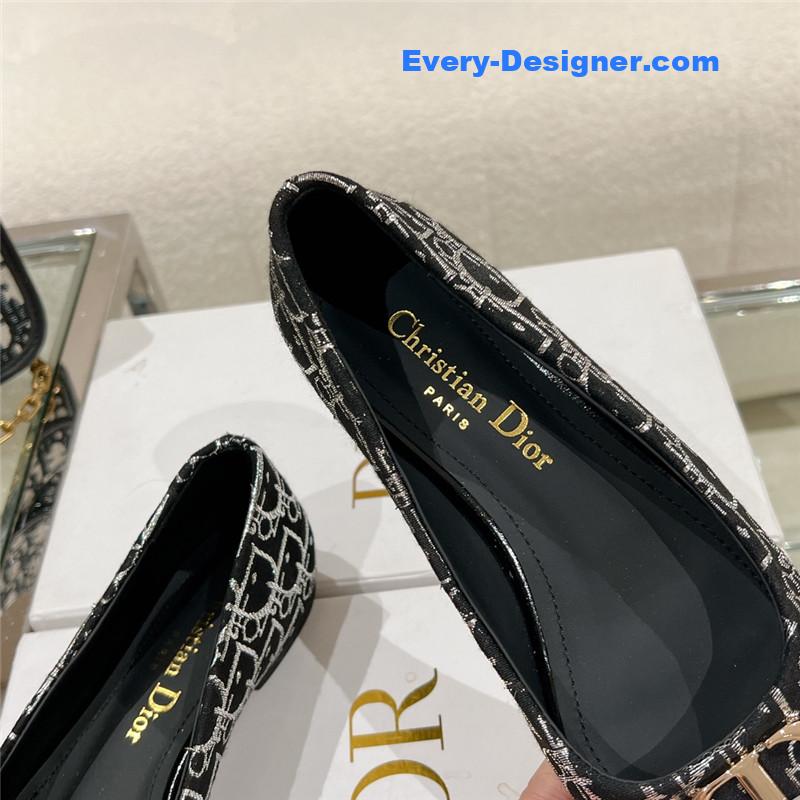 D10r early spring new pointed flat shoes