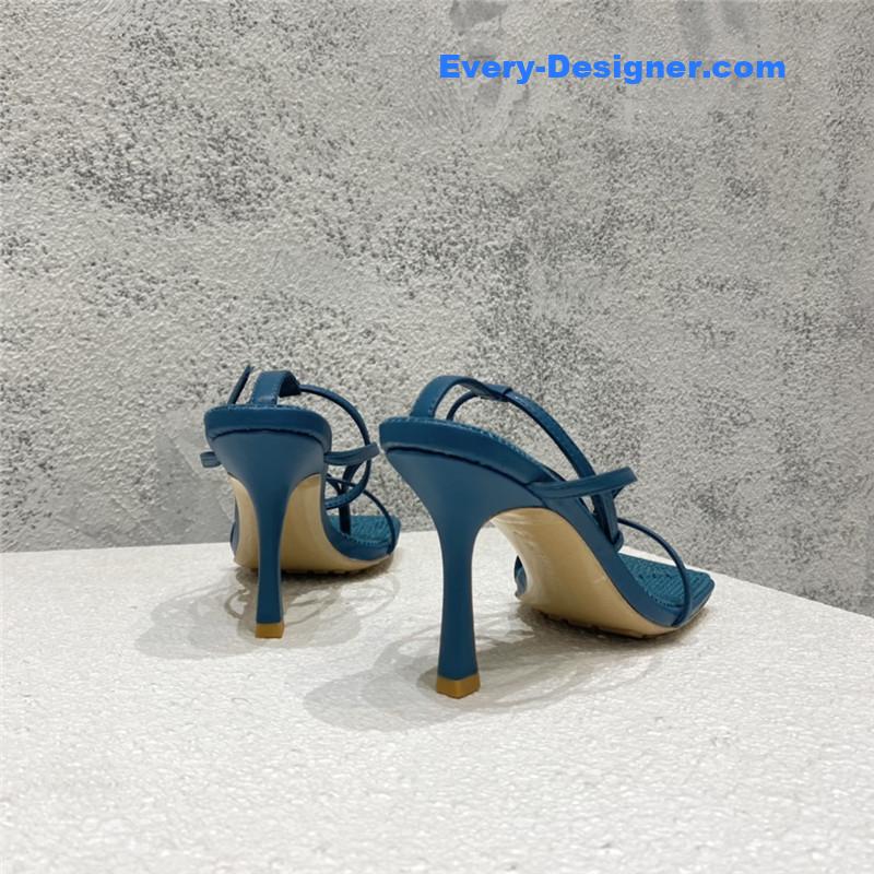 b0tt*ga Ven*ta classic heeled sandals