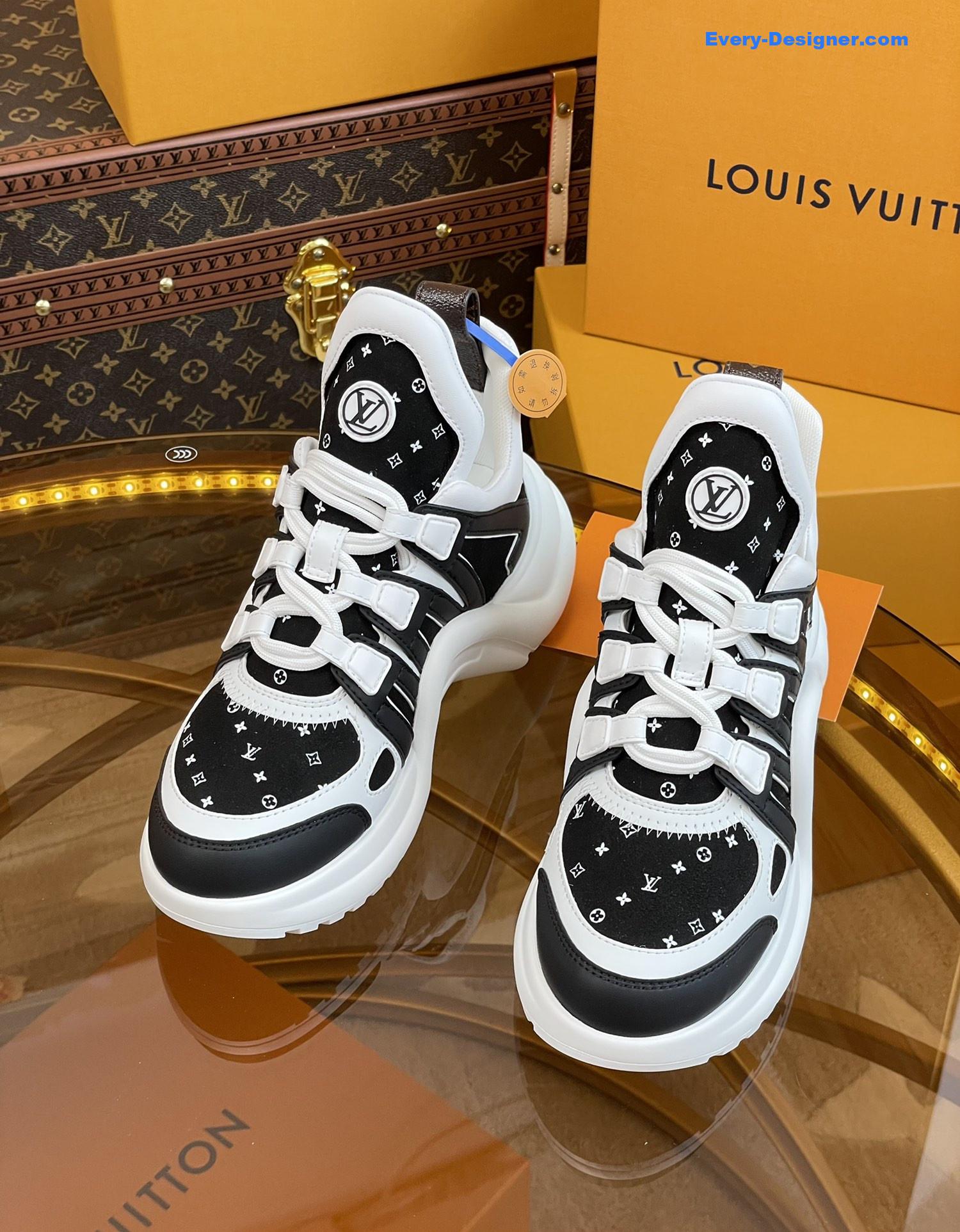 l0vis Vvtt0n lv hardware casual sports daddy shoes