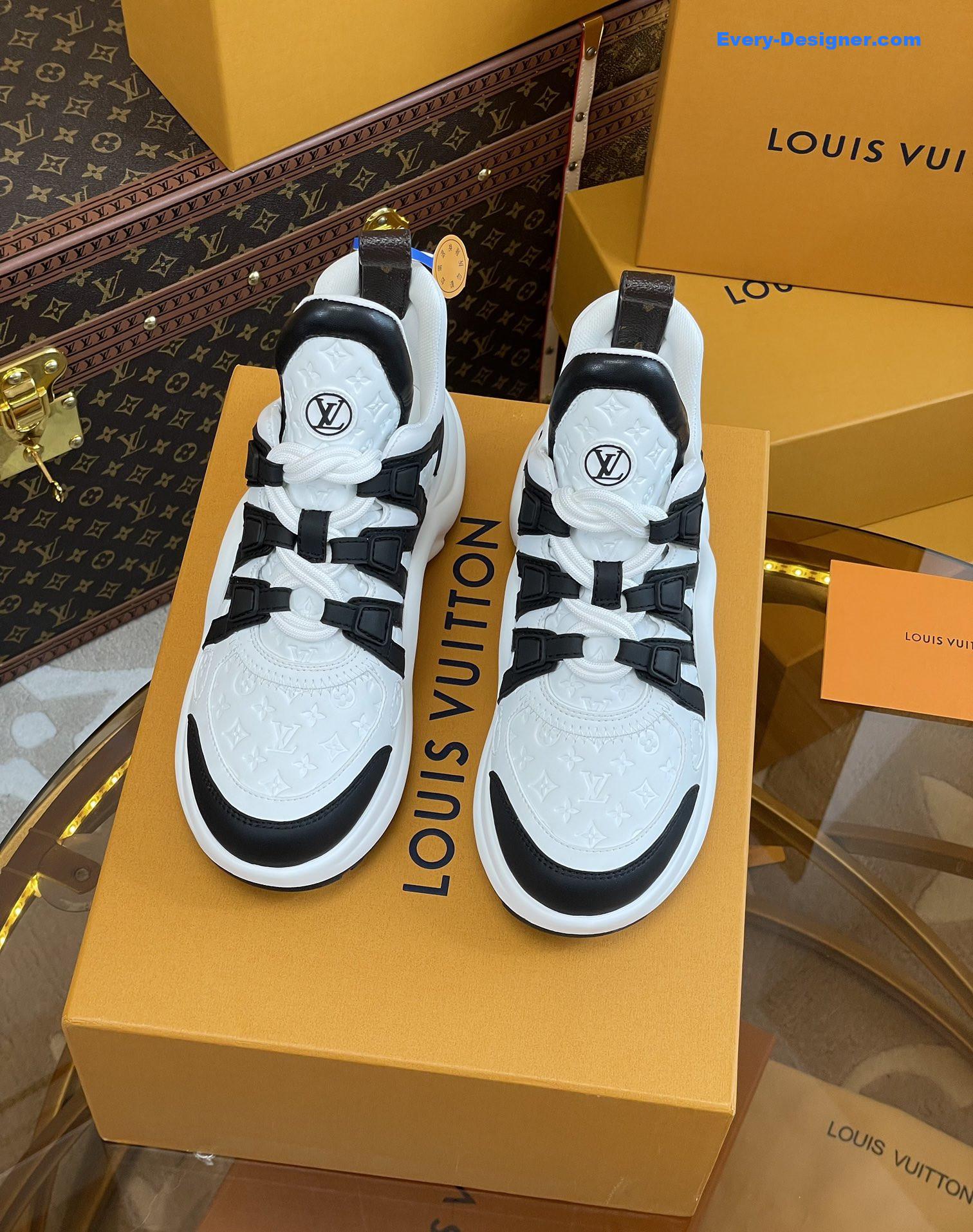 l0vis Vvtt0n lv hardware casual sports daddy shoes