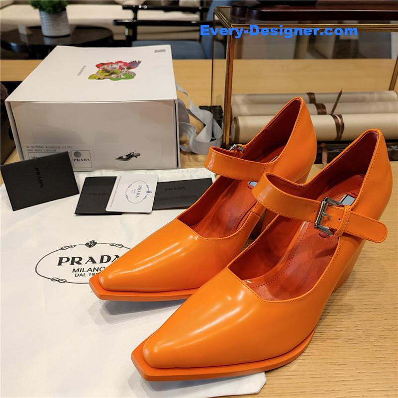 Pra*a wedge shoes