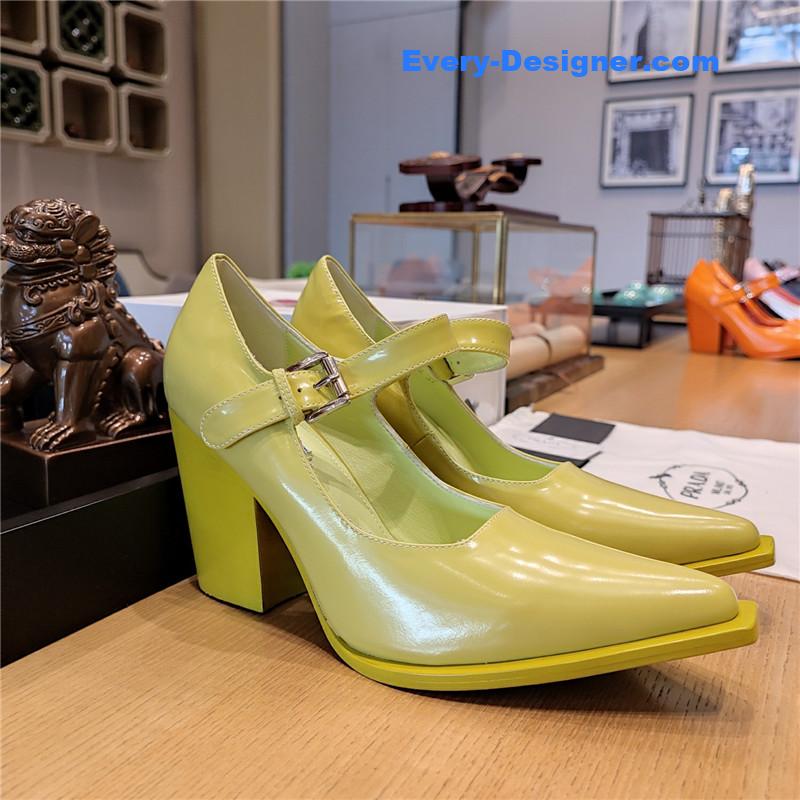 Pra*a wedge shoes