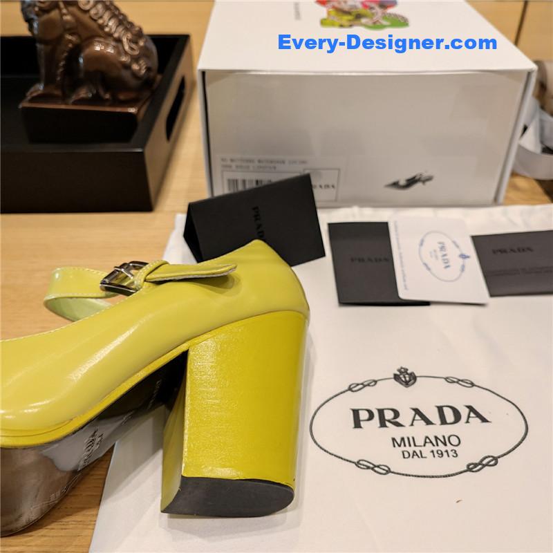 Pra*a wedge shoes