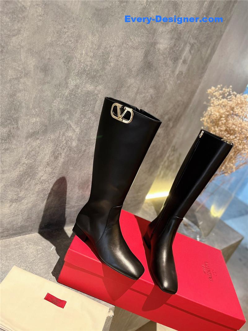 Va1e*ntin0 leather outsole mid boots