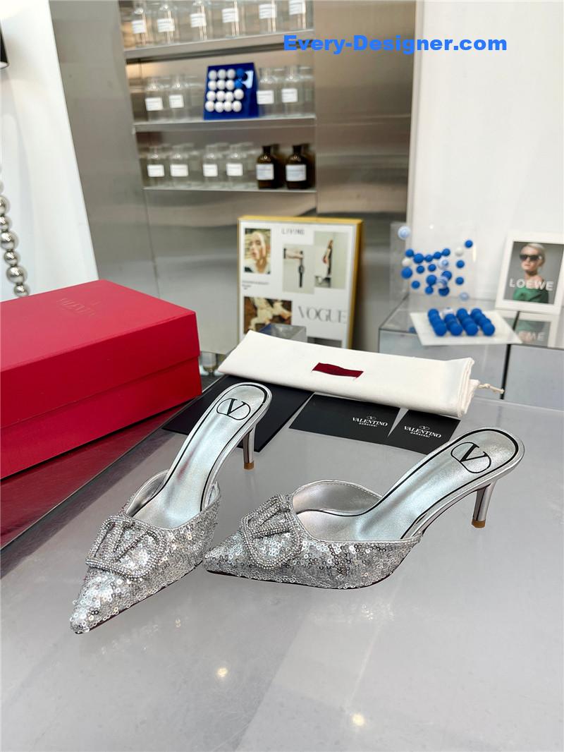Va1e*ntin0 new sequin version v buckle classic slippers