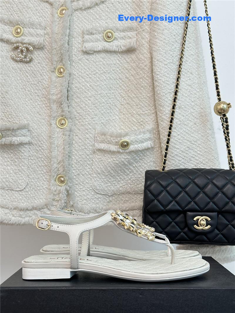 CC camellia double C pinch sandals