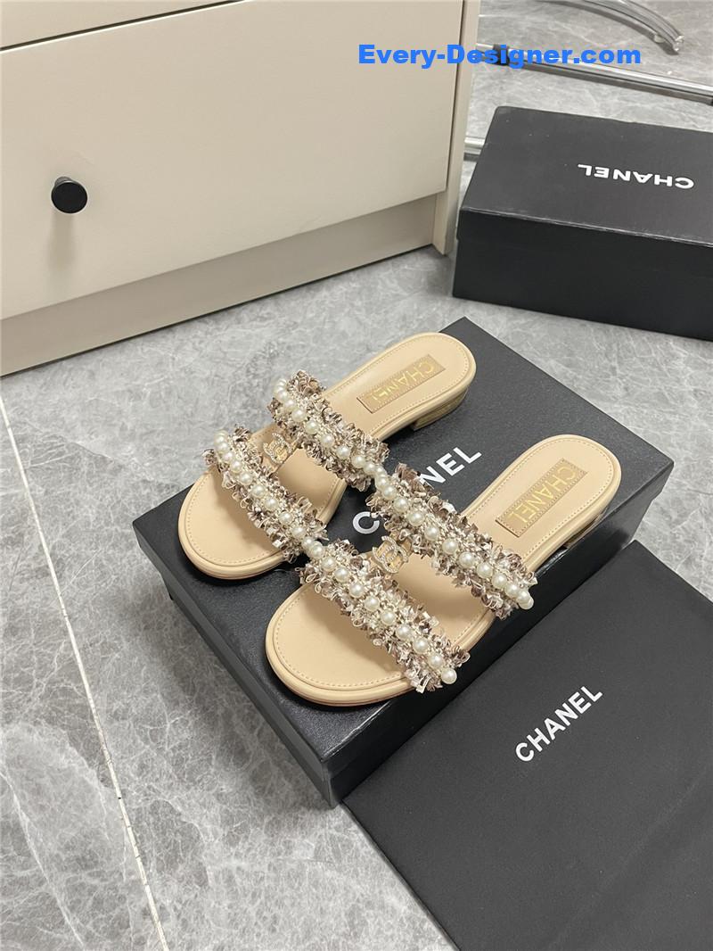 CC new pearl buckle slippers