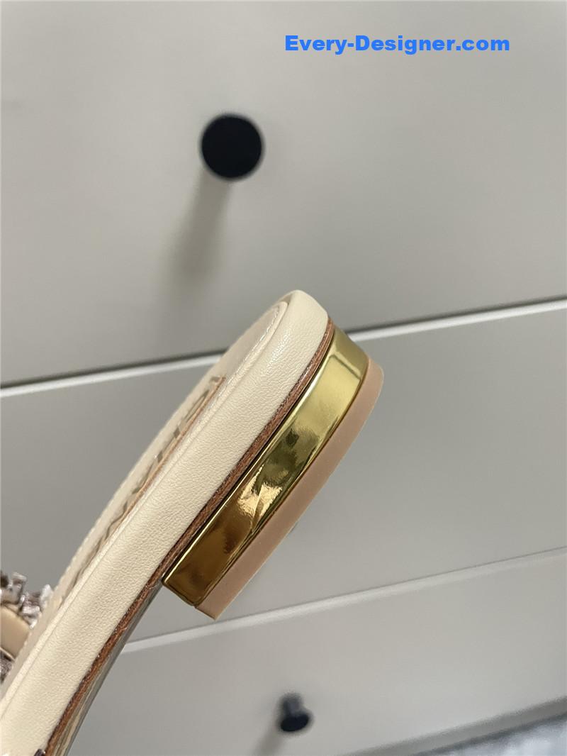 CC new pearl buckle slippers