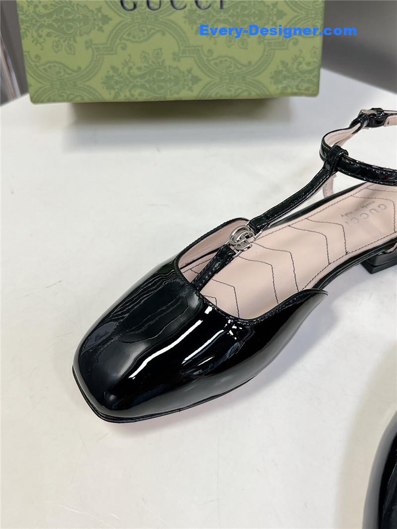 Gvc*1 double g hardware buckle embellished sandals